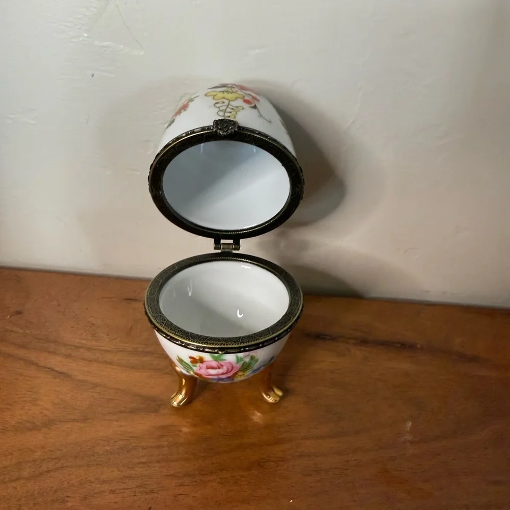 Floral Decorative Egg‎ Trinket Box